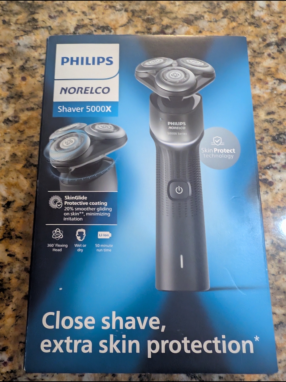 Philips Norelco Shaver 5000X in Black and Blue Packaging